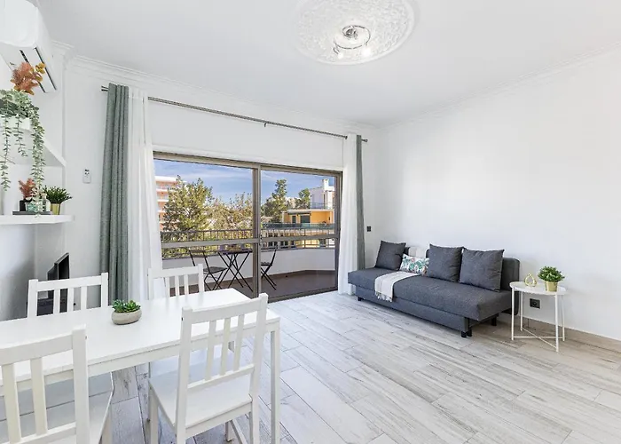 Solmonte 402 By Algarve Golden